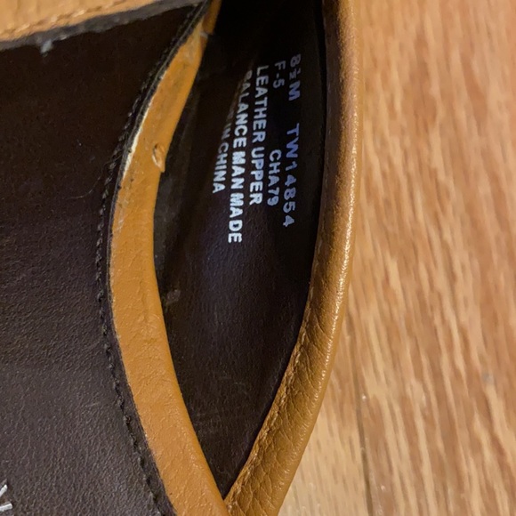 Tommy Hilfiger light brown leather buckle mules - Picture 11 of 15